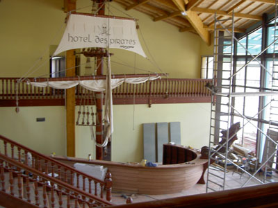 Bateau de pirates en bois